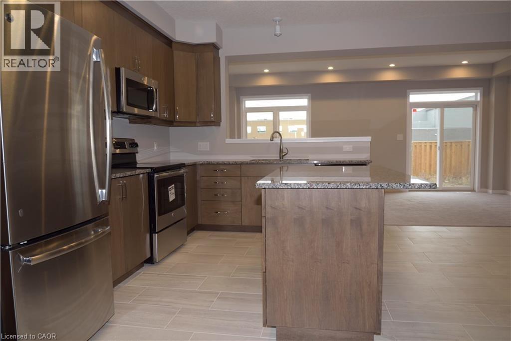 664 Blair Creek Drive, Kitchener, Ontario  N2P 0E7 - Photo 4 - 40840057