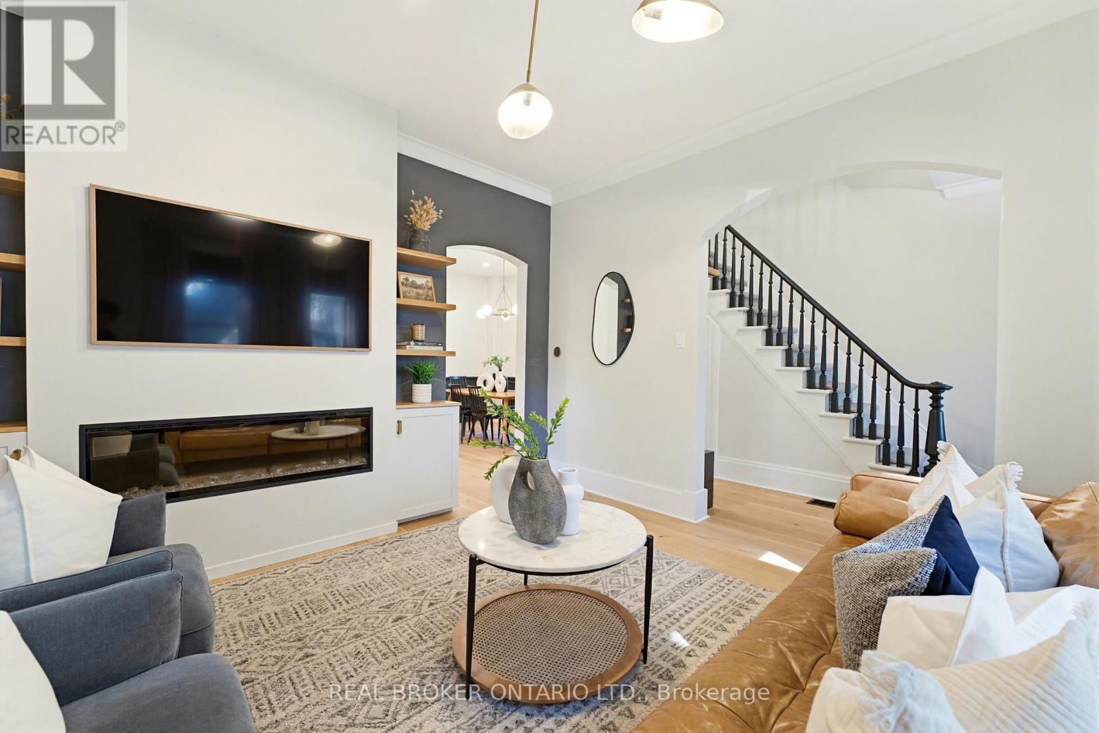 440 Duke Street W, Kitchener, Ontario  N2H 3Y8 - Photo 9 - X13450140