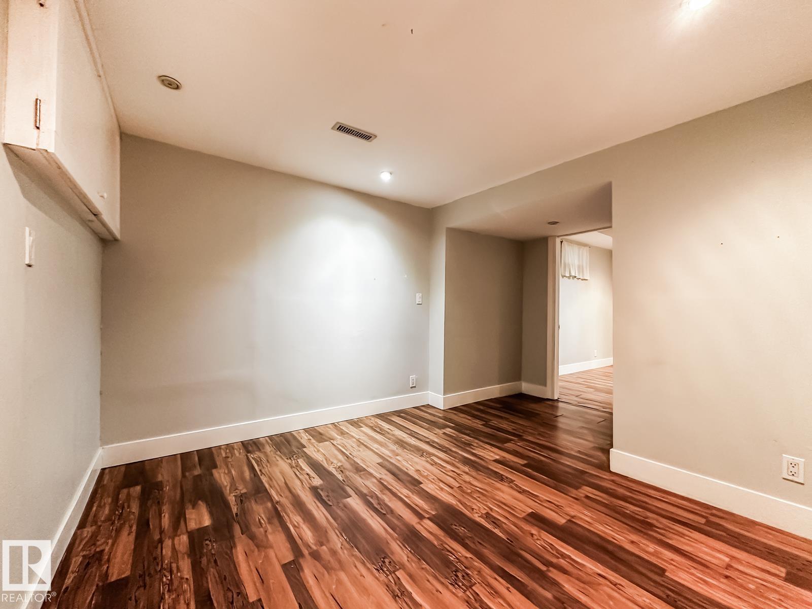 9612 74 Av Nw, Edmonton, Alberta  T6E 1E6 - Photo 30 - E4493879