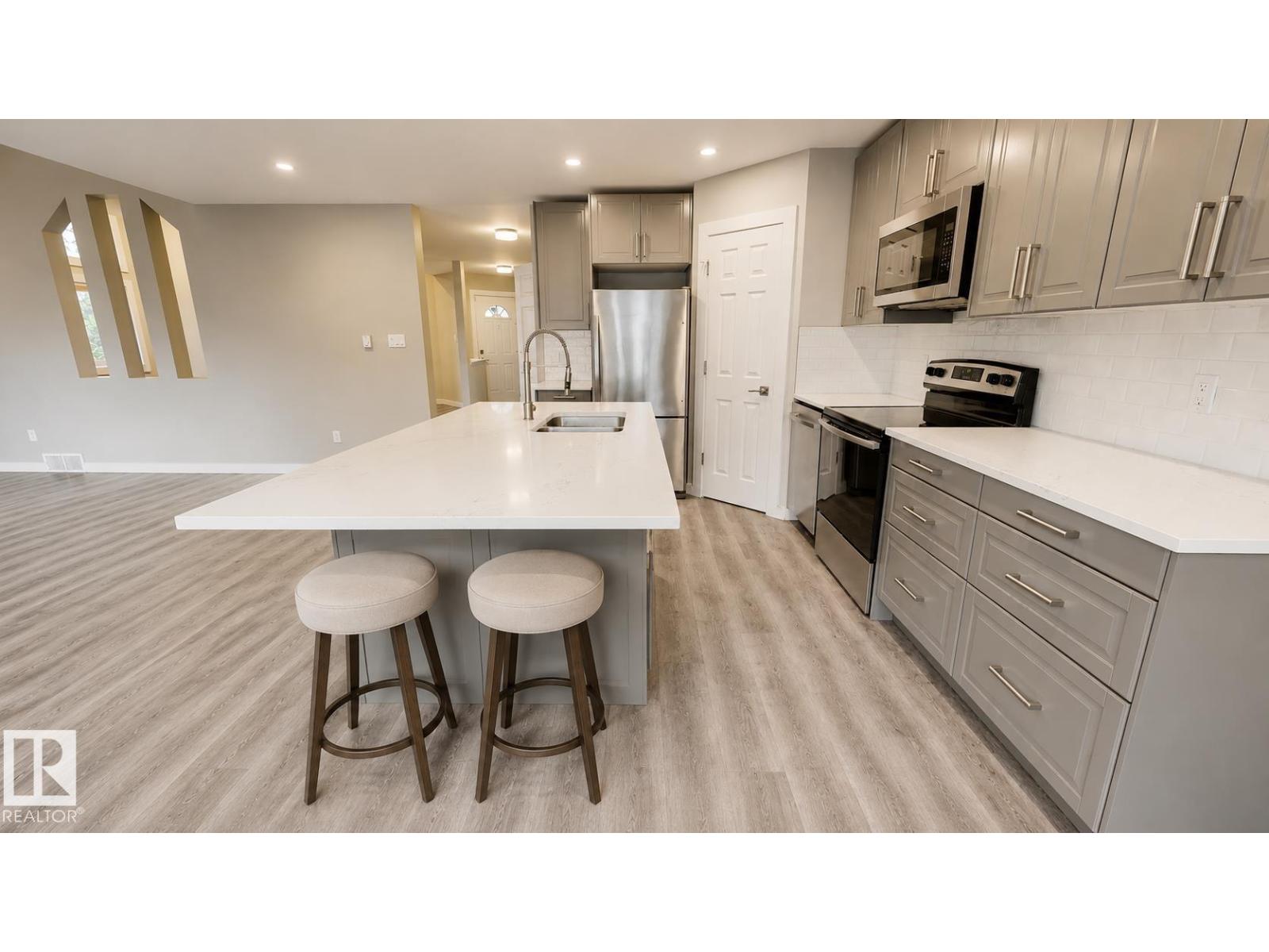 2 Hampton Ct, Sherwood Park, Alberta  T8A 5R5 - Photo 7 - E4493883