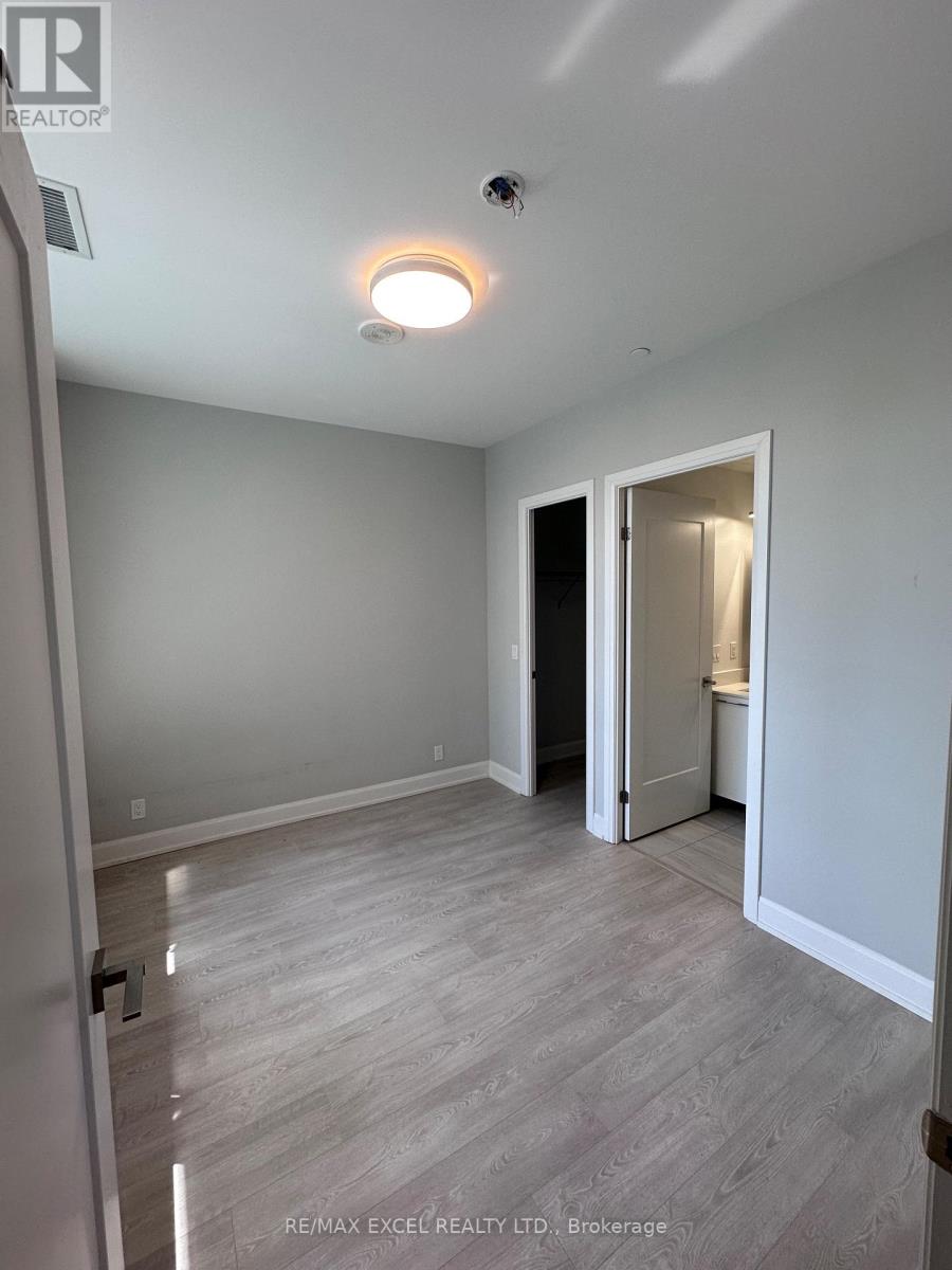 1030 - 38 Water Walk Drive E, Markham, Ontario  L3R 6M8 - Photo 5 - N13210956