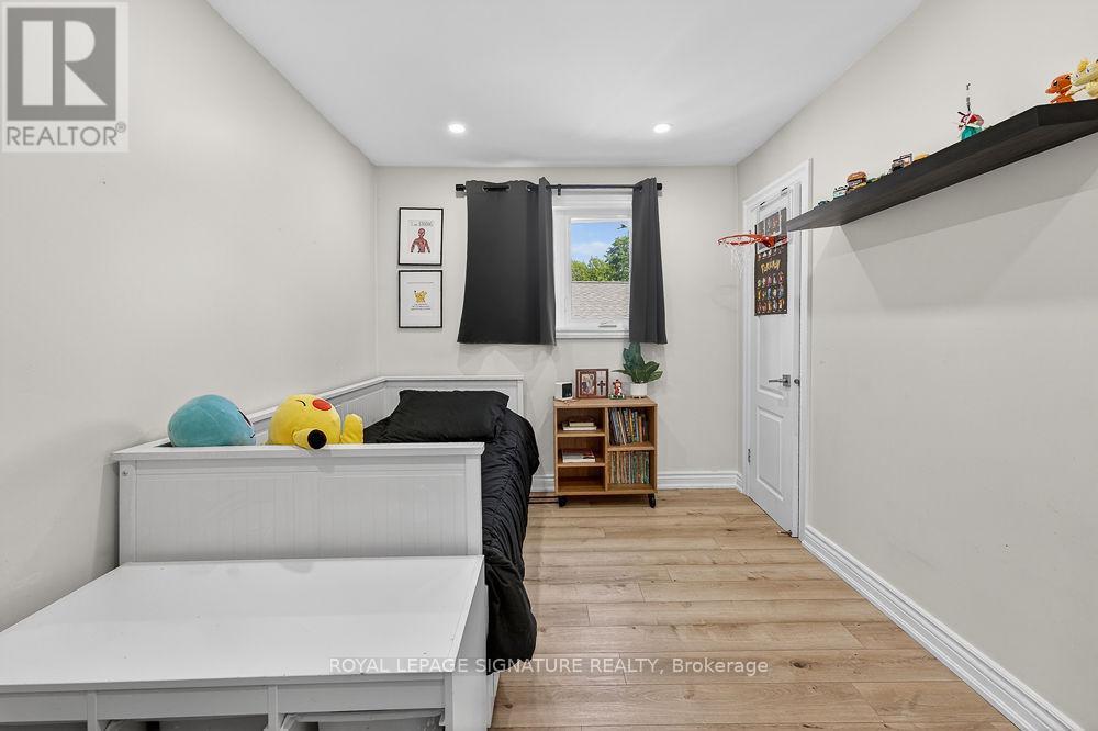 1311 Lewisham Drive, Mississauga, Ontario  L5J 3P8 - Photo 20 - W13438792