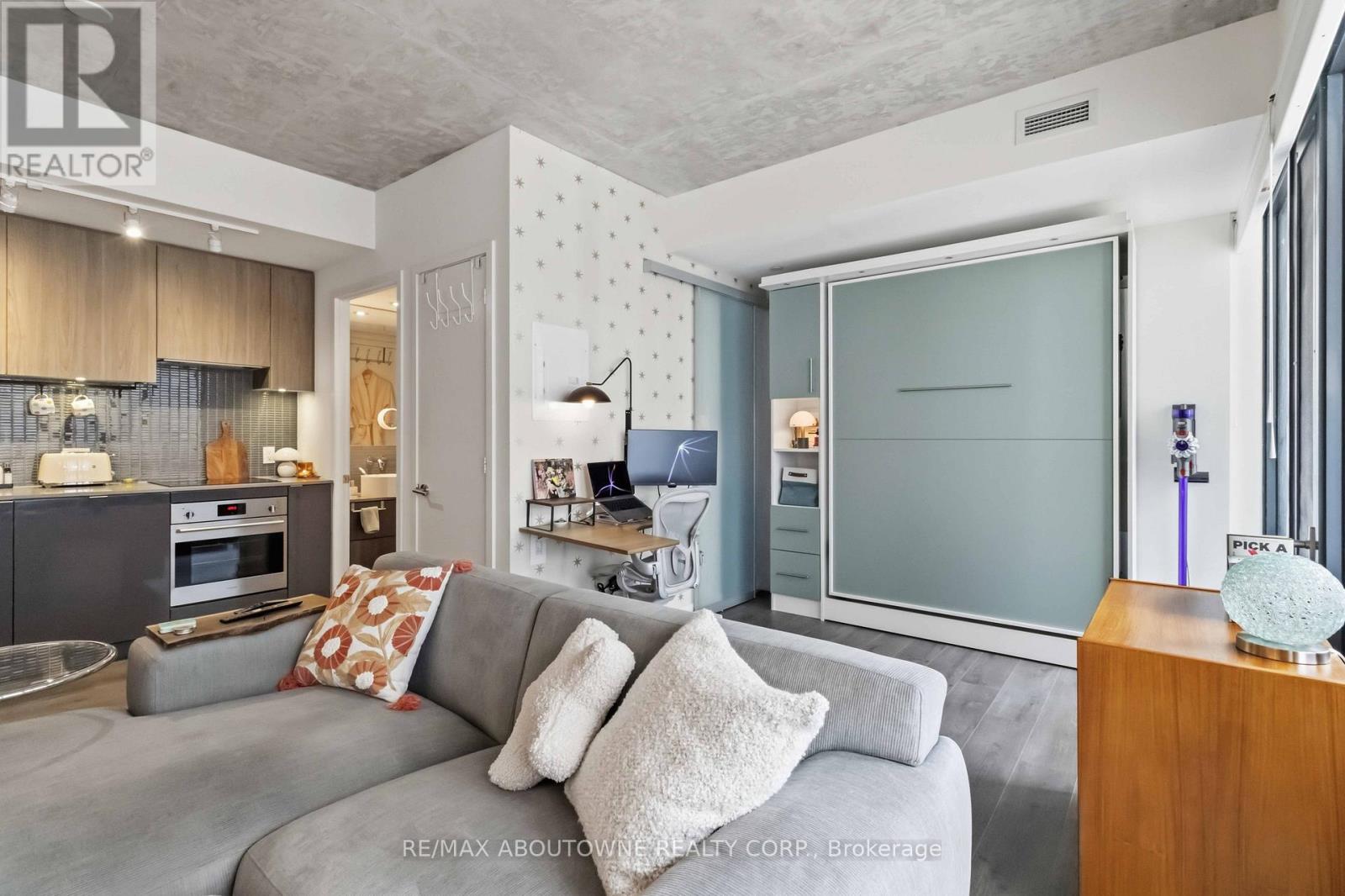 534 - 161 Roehampton Avenue, Toronto, Ontario  M4P 0C8 - Photo 11 - C13426200