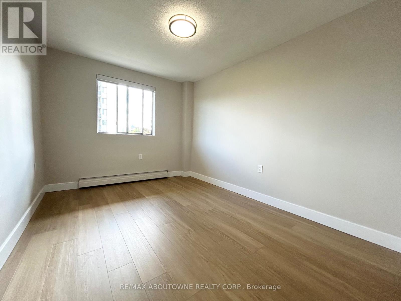 408 - 101 Millside Drive, Milton, Ontario  L9T 3C2 - Photo 12 - W13170922
