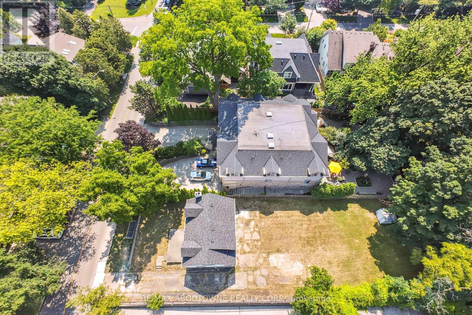 86 Kerr Street, Oakville, Ontario  L6K 3A3 - Photo 10 - W13239788