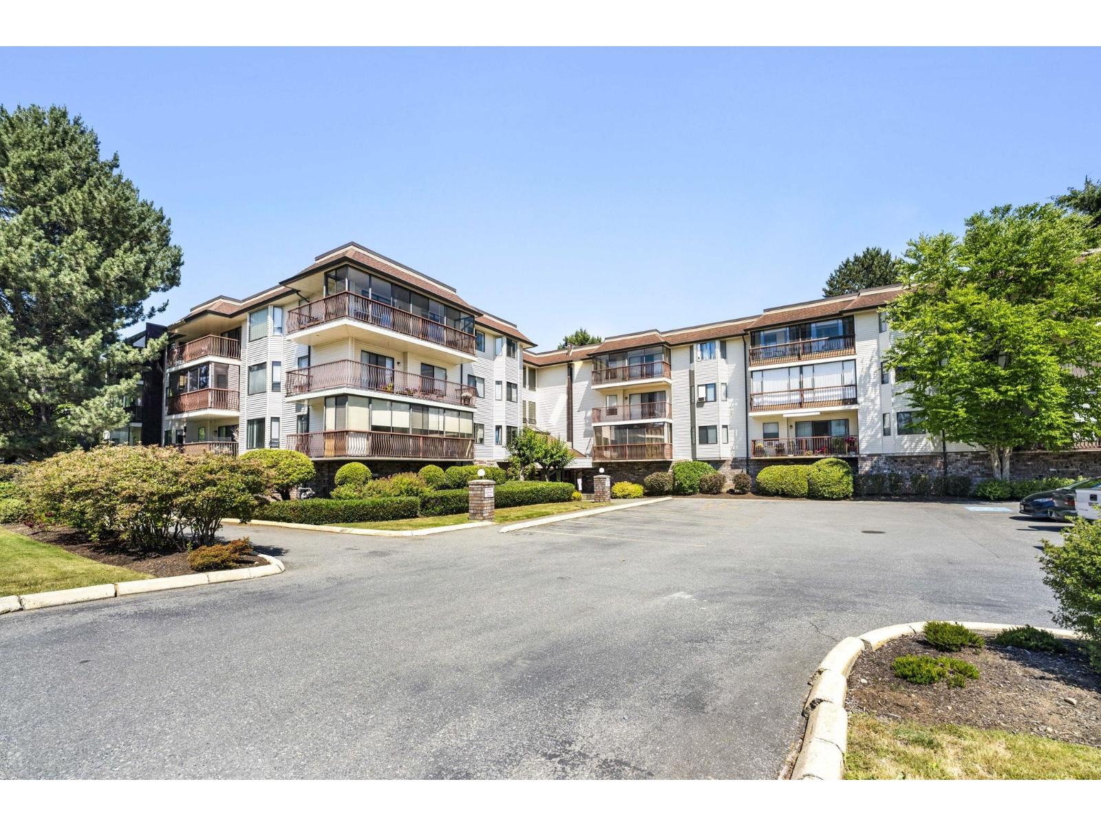 306 2414 Church Street, Abbotsford, British Columbia  V2T 3J7 - Photo 3 - R3135730