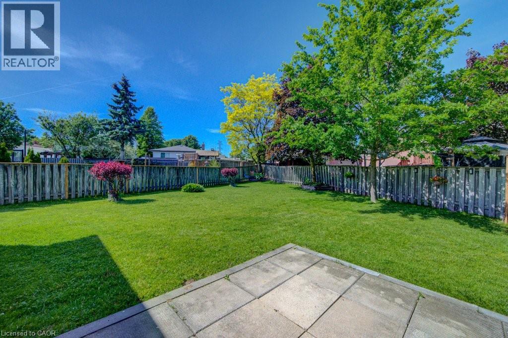 16 Sugar Maple Place, Kitchener, Ontario  N2N 1Y3 - Photo 34 - 40837278