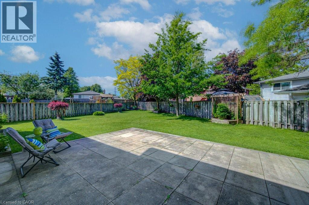 16 Sugar Maple Place, Kitchener, Ontario  N2N 1Y3 - Photo 35 - 40837278