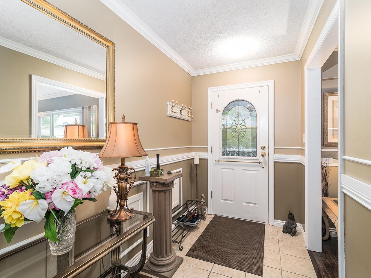 10475 125 Street, Surrey, British Columbia  V3V 4Y9 - Photo 3 - R3135798