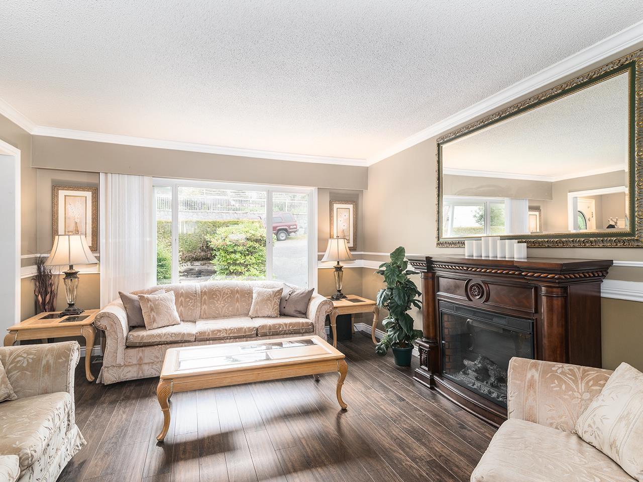 10475 125 Street, Surrey, British Columbia  V3V 4Y9 - Photo 4 - R3135798