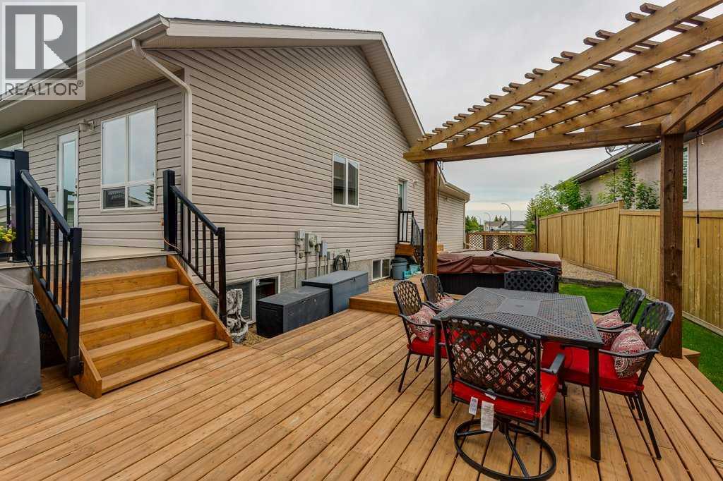 32 Duval Close, Red Deer, Alberta  T4R 2Y7 - Photo 39 - A2320022