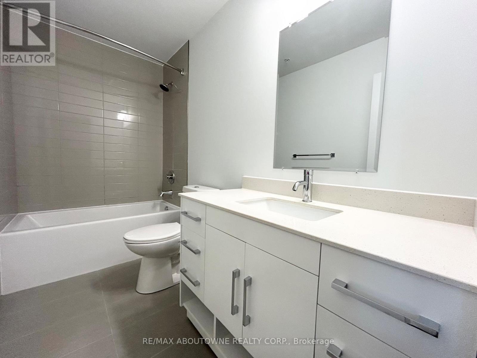 105 - 460b Belmont Avenue W, Kitchener, Ontario  N2M 0B3 - Photo 13 - X13163956
