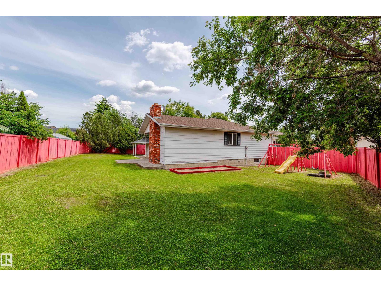 16524 116 St Nw, Edmonton, Alberta  T5X 3T8 - Photo 2 - E4493888