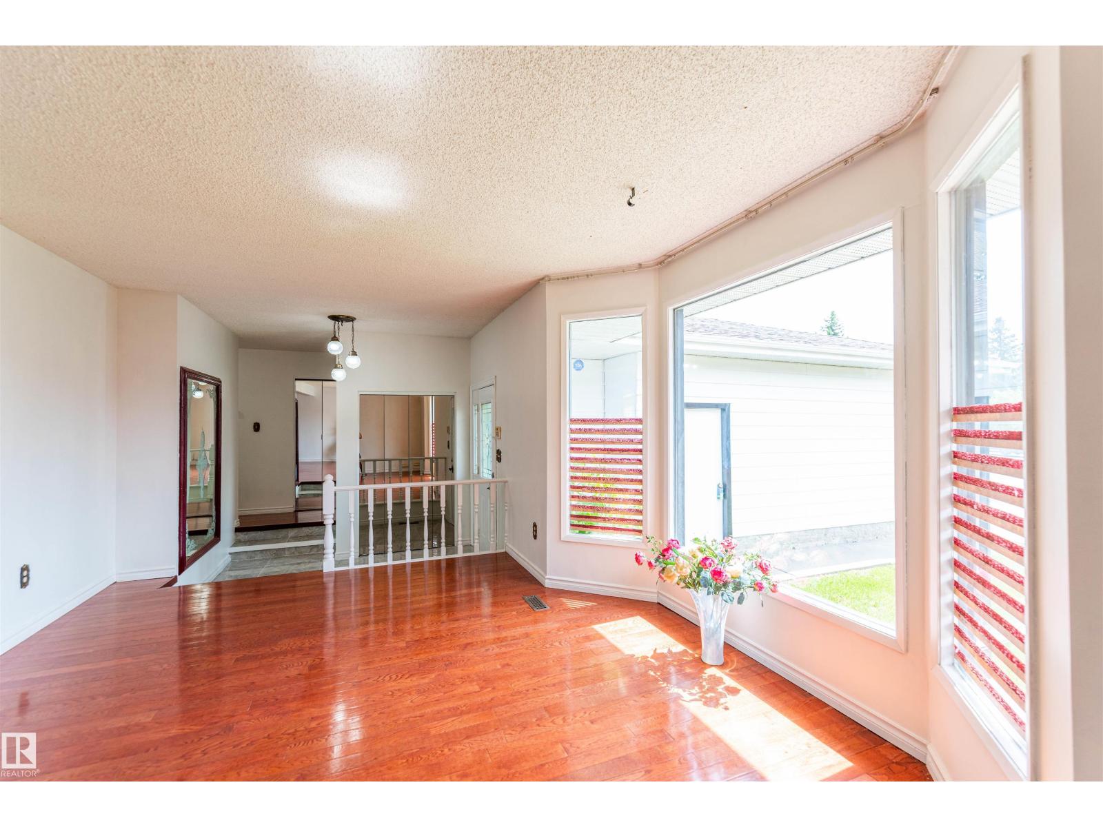 16524 116 St Nw, Edmonton, Alberta  T5X 3T8 - Photo 5 - E4493888
