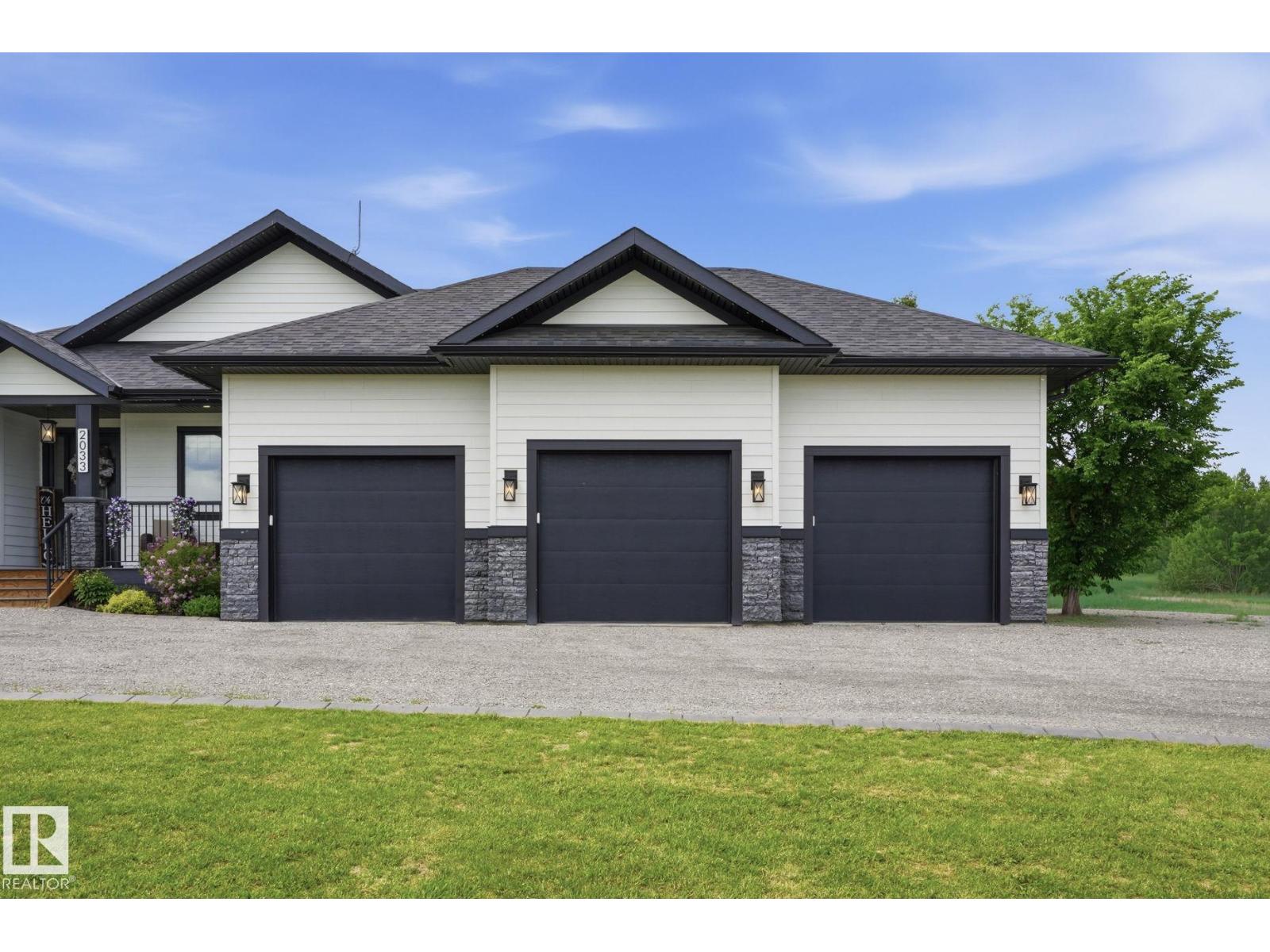 2033 Spring Lake Dr, Rural Parkland County, Alberta  T7Z 0G8 - Photo 3 - E4493886