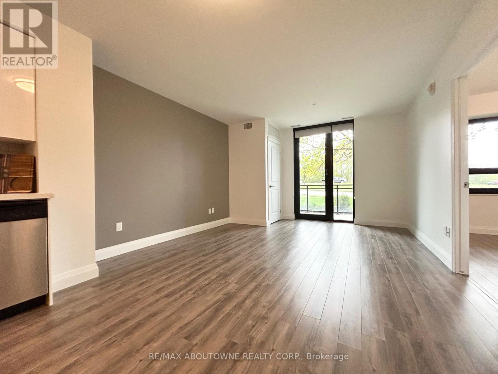 105 - 460b Belmont Avenue W, Kitchener, Ontario  N2M 0B3 - Photo 10 - X13163956