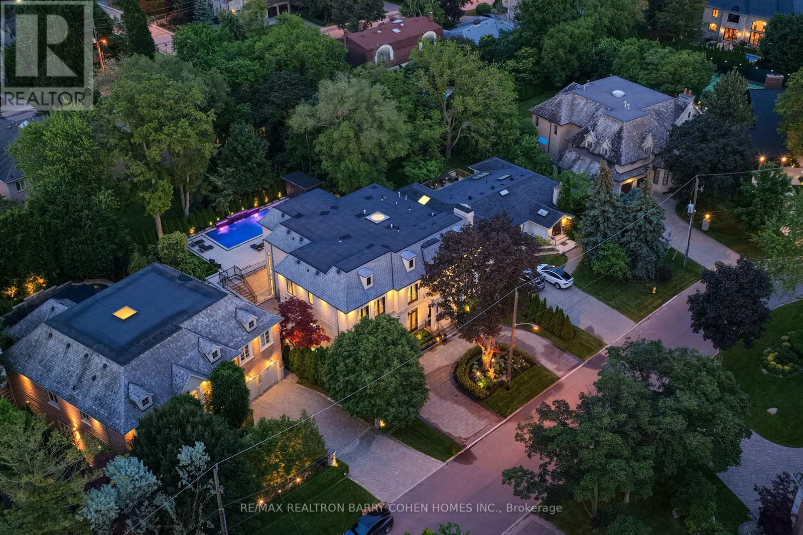 23 LAUDERDALE DRIVE, Toronto, Ontario