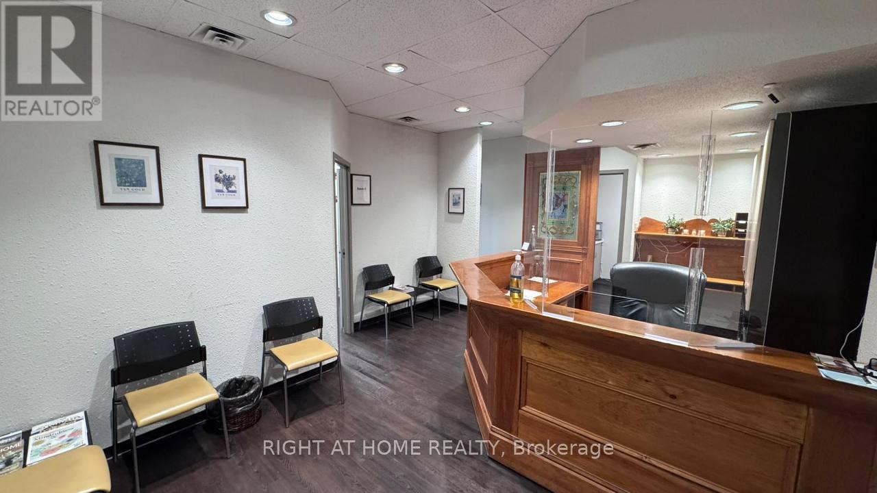 1333 Sheppard Avenue E, Toronto, Ontario M2J 1V1 - Photo 2 - C13450212
