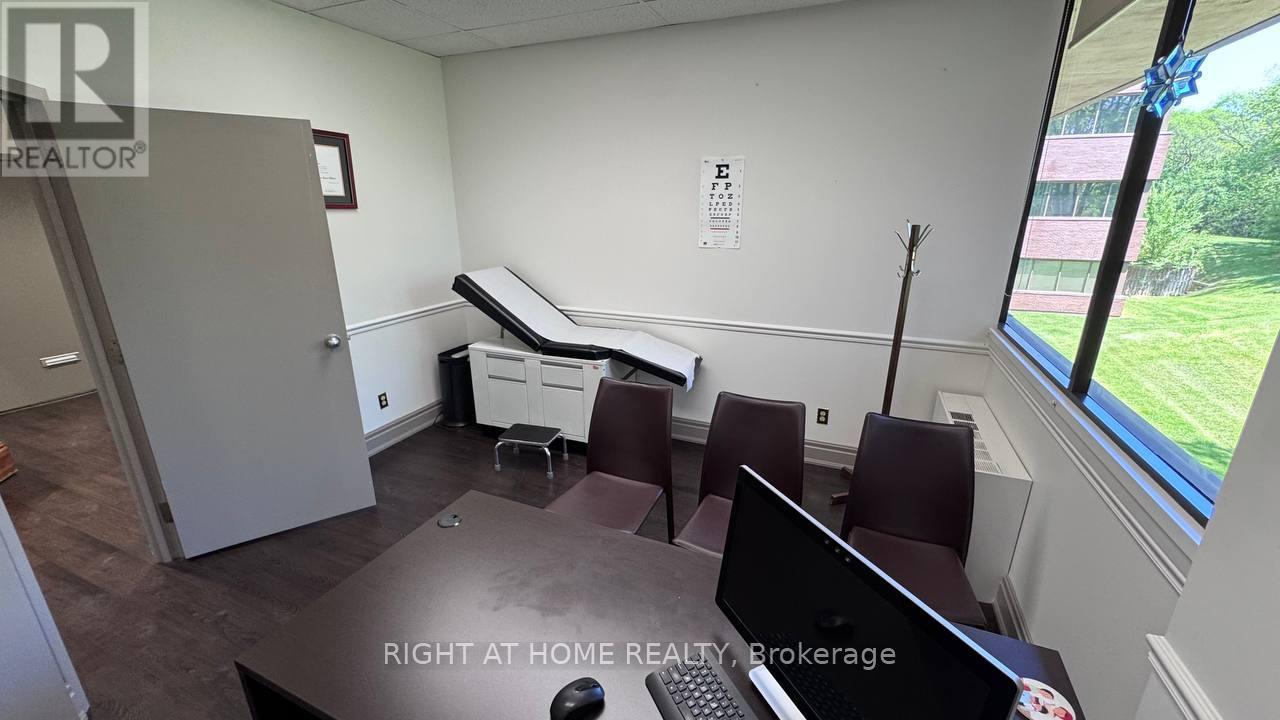 1333 Sheppard Avenue E, Toronto, Ontario M2J 1V1 - Photo 7 - C13450212