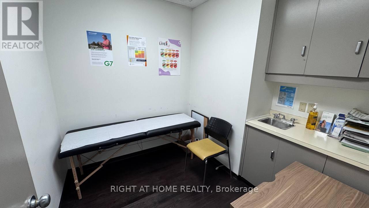 1333 Sheppard Avenue E, Toronto, Ontario M2J 1V1 - Photo 8 - C13450212