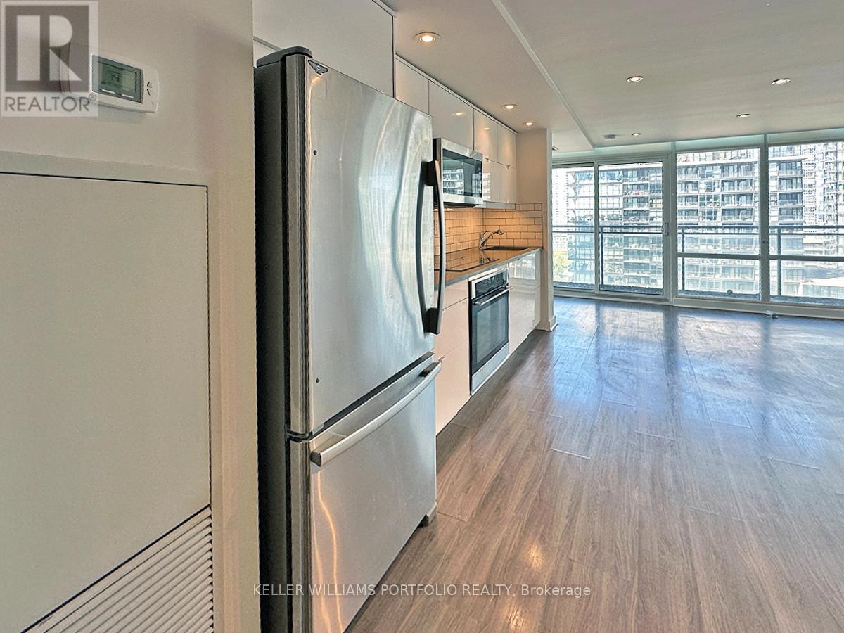 1618 - 4k Spadina Avenue, Toronto, Ontario  M5V 3Y9 - Photo 3 - C13450264