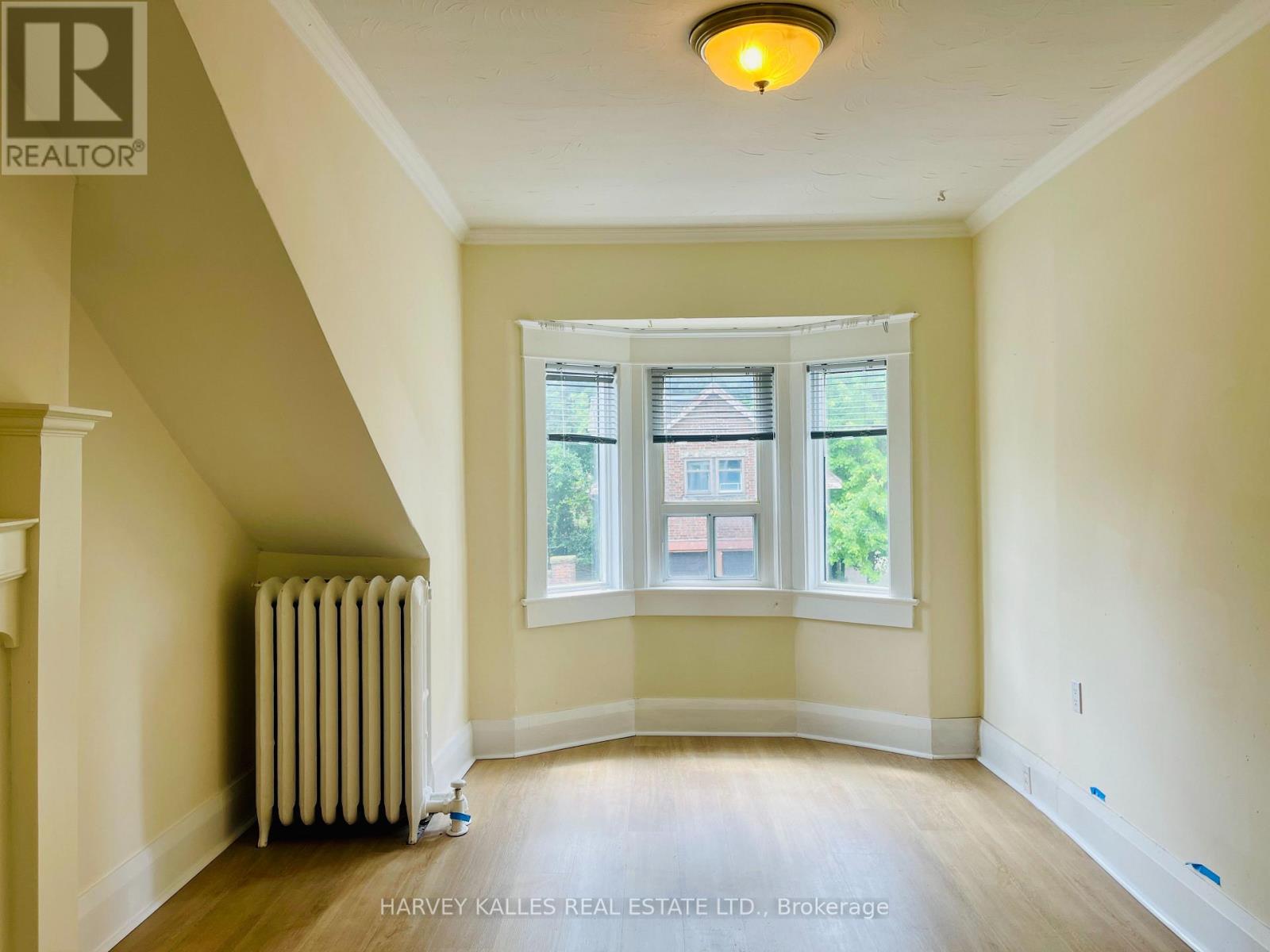 2nd Floor - 218 Heath Street W, Toronto, Ontario  M5P 1N7 - Photo 10 - C13450300