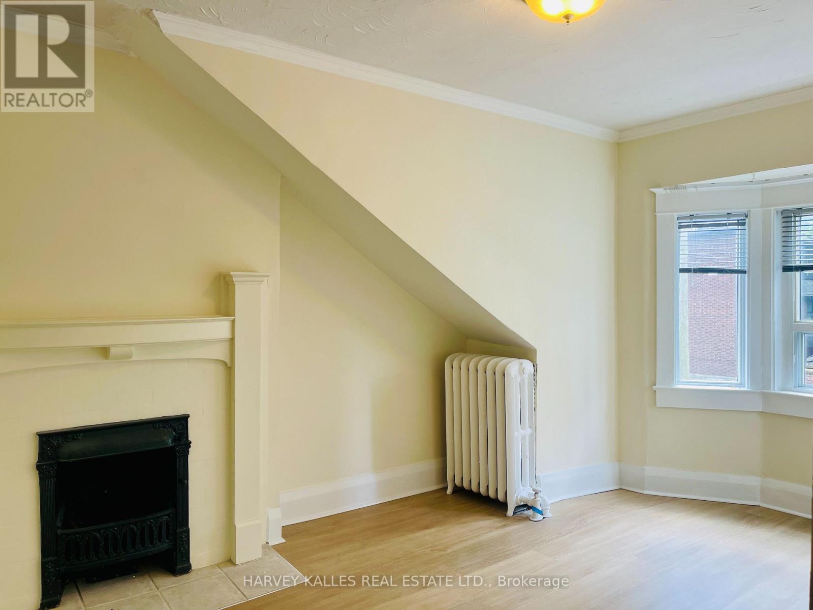 2nd Floor - 218 Heath Street W, Toronto, Ontario  M5P 1N7 - Photo 12 - C13450300
