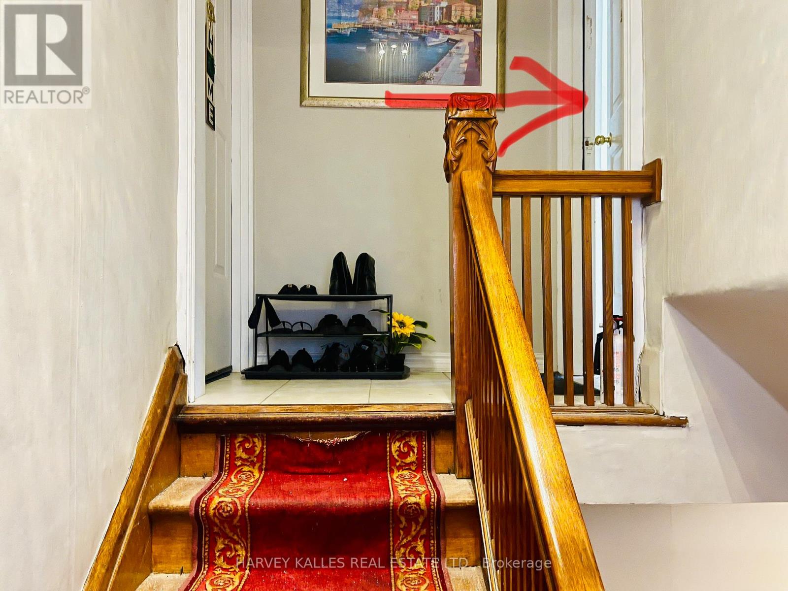 2nd Floor - 218 Heath Street W, Toronto, Ontario  M5P 1N7 - Photo 2 - C13450300