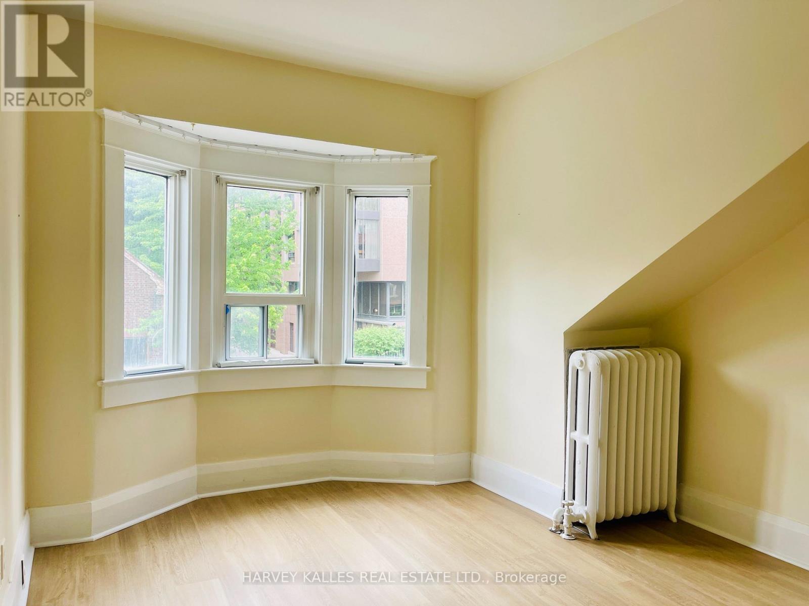 2nd Floor - 218 Heath Street W, Toronto, Ontario  M5P 1N7 - Photo 7 - C13450300