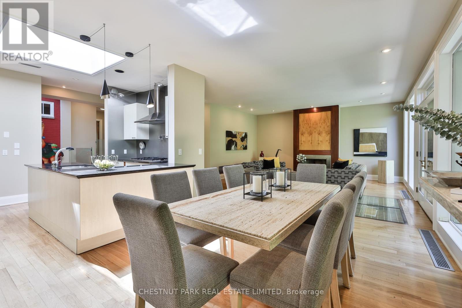 41 Hurlingham Crescent, Toronto, Ontario  M3B 2P9 - Photo 13 - C13450420
