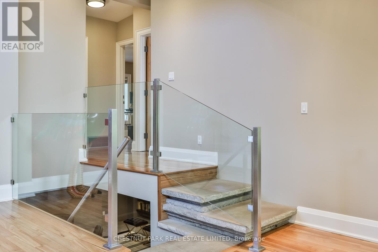 41 Hurlingham Crescent, Toronto, Ontario  M3B 2P9 - Photo 26 - C13450420