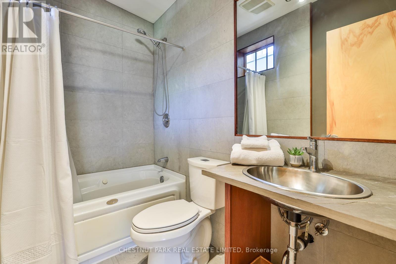 41 Hurlingham Crescent, Toronto, Ontario  M3B 2P9 - Photo 33 - C13450420