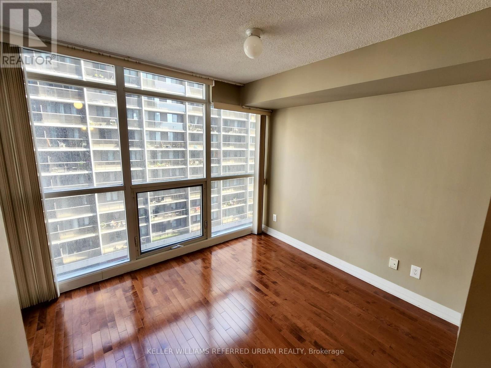 808 - 25 Carlton Street, Toronto, Ontario  M5B 1L4 - Photo 11 - C13450426