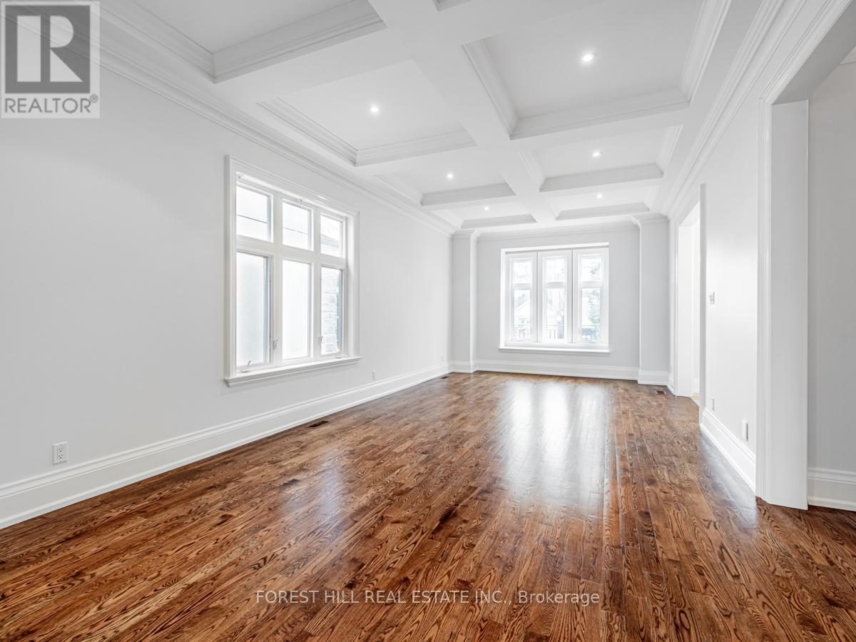 415 DELORAINE AVENUE Toronto (Bedford Park-Nortown), ON M5M 2B9