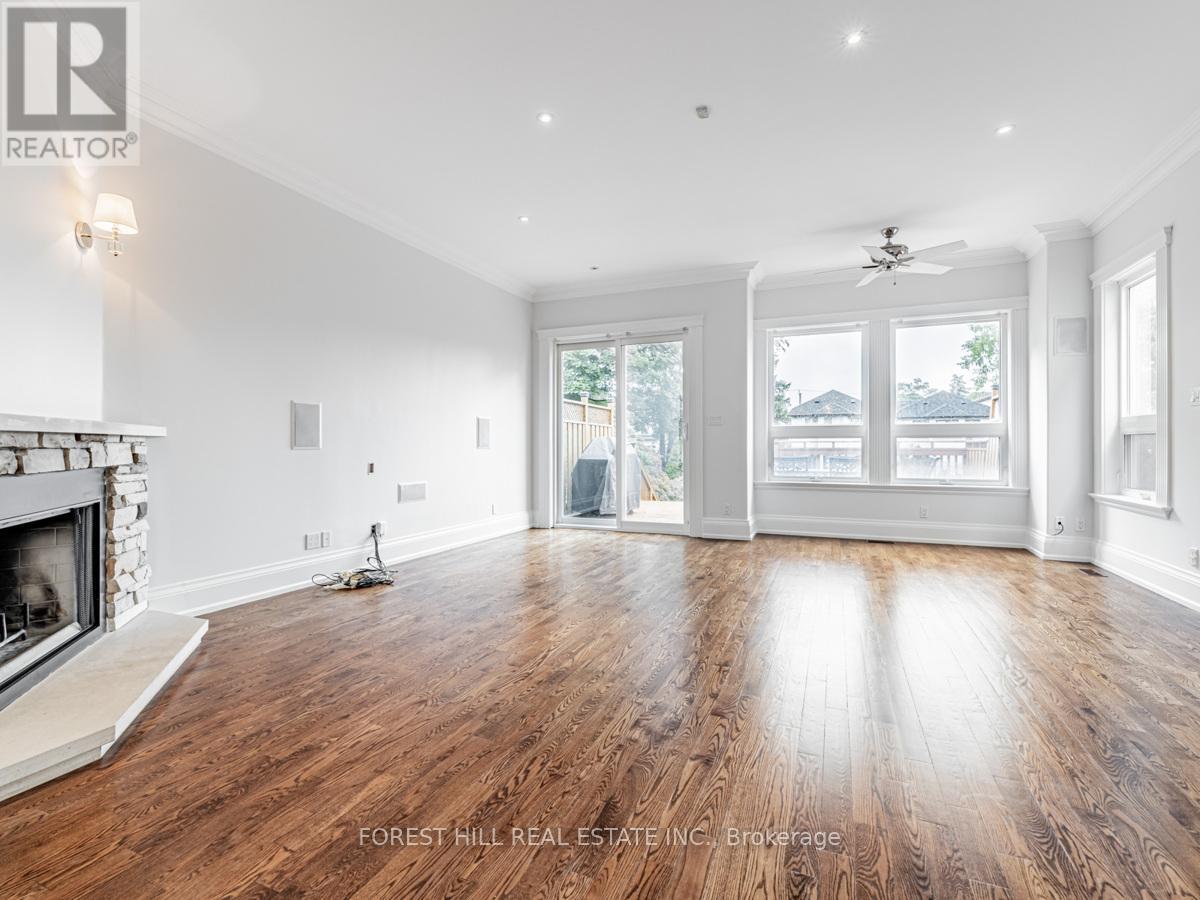 415 DELORAINE AVENUE Toronto (Bedford Park-Nortown), ON M5M 2B9