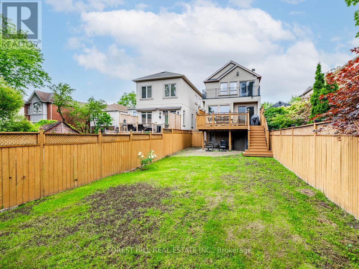 415 DELORAINE AVENUE Toronto (Bedford Park-Nortown), ON M5M 2B9