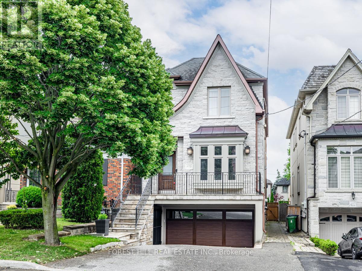 415 DELORAINE AVENUE Toronto (Bedford Park-Nortown), ON M5M 2B9