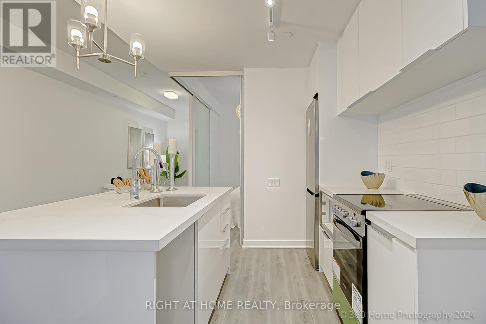 203 - 57 St. Joseph Street, Toronto, Ontario  M5S 0C5 - Photo 10 - C13450496