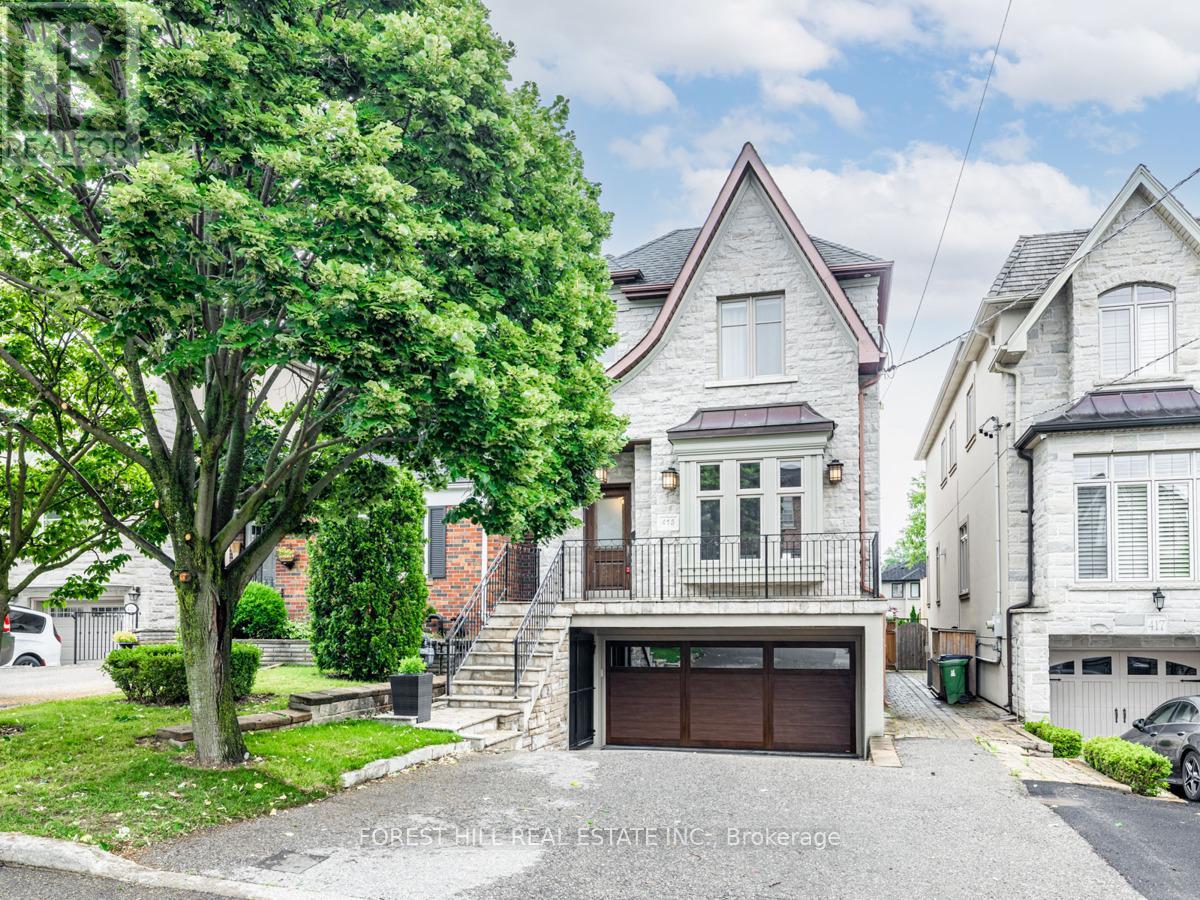 415 Deloraine Avenue, Toronto, Ontario  M5M 2B9 - Photo 2 - C13450500