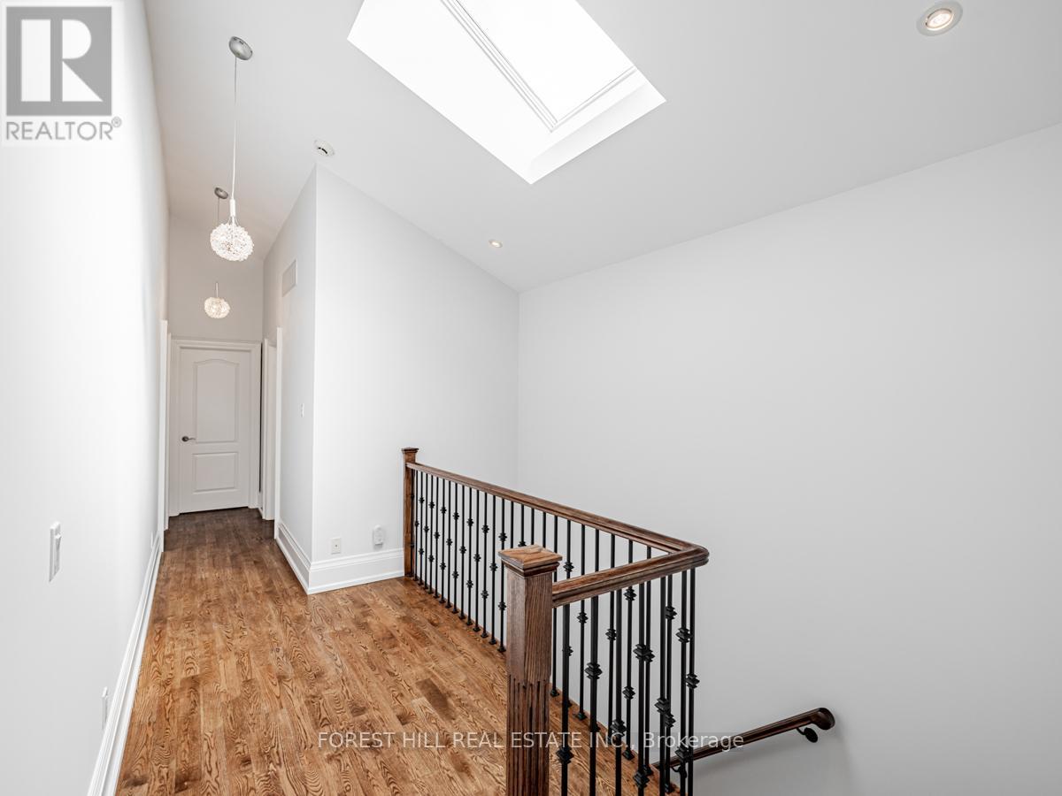 415 Deloraine Avenue, Toronto, Ontario  M5M 2B9 - Photo 28 - C13450500
