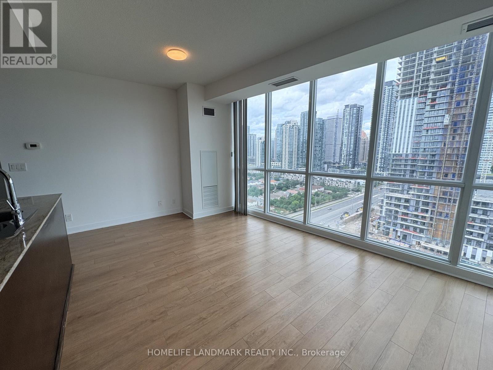 1602 - 3985 Grand Park Drive, Mississauga, Ontario  L5B 0H8 - Photo 7 - W13168546
