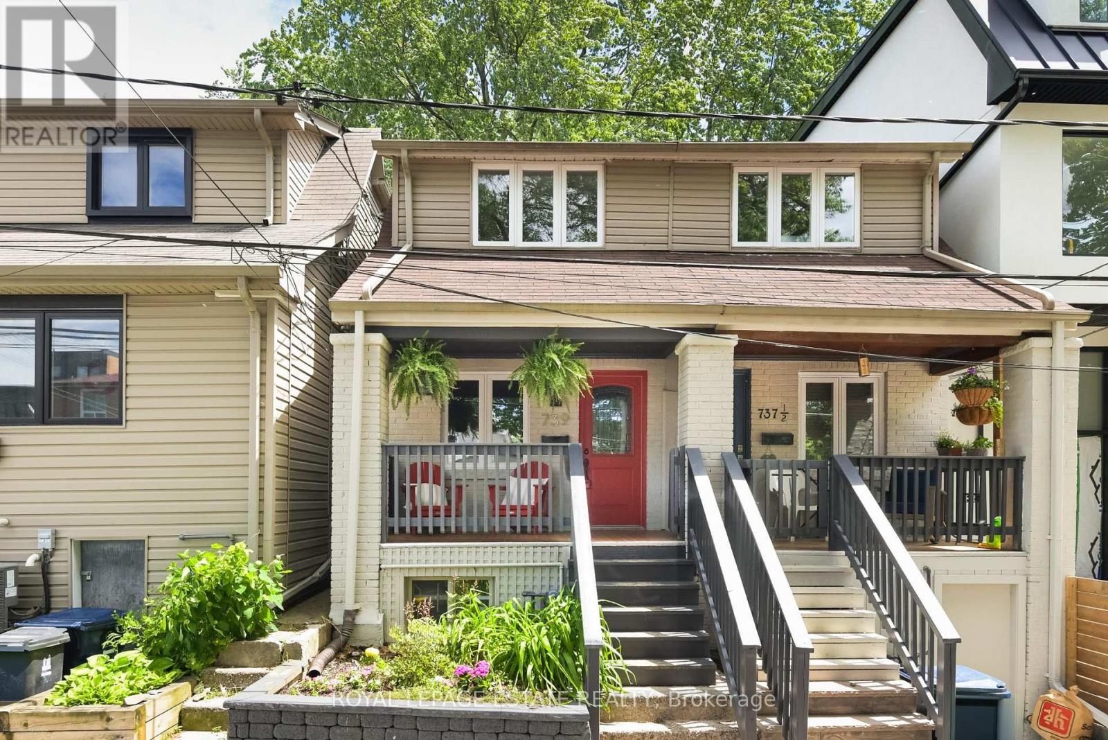739 CRAVEN ROAD, Toronto, Ontario