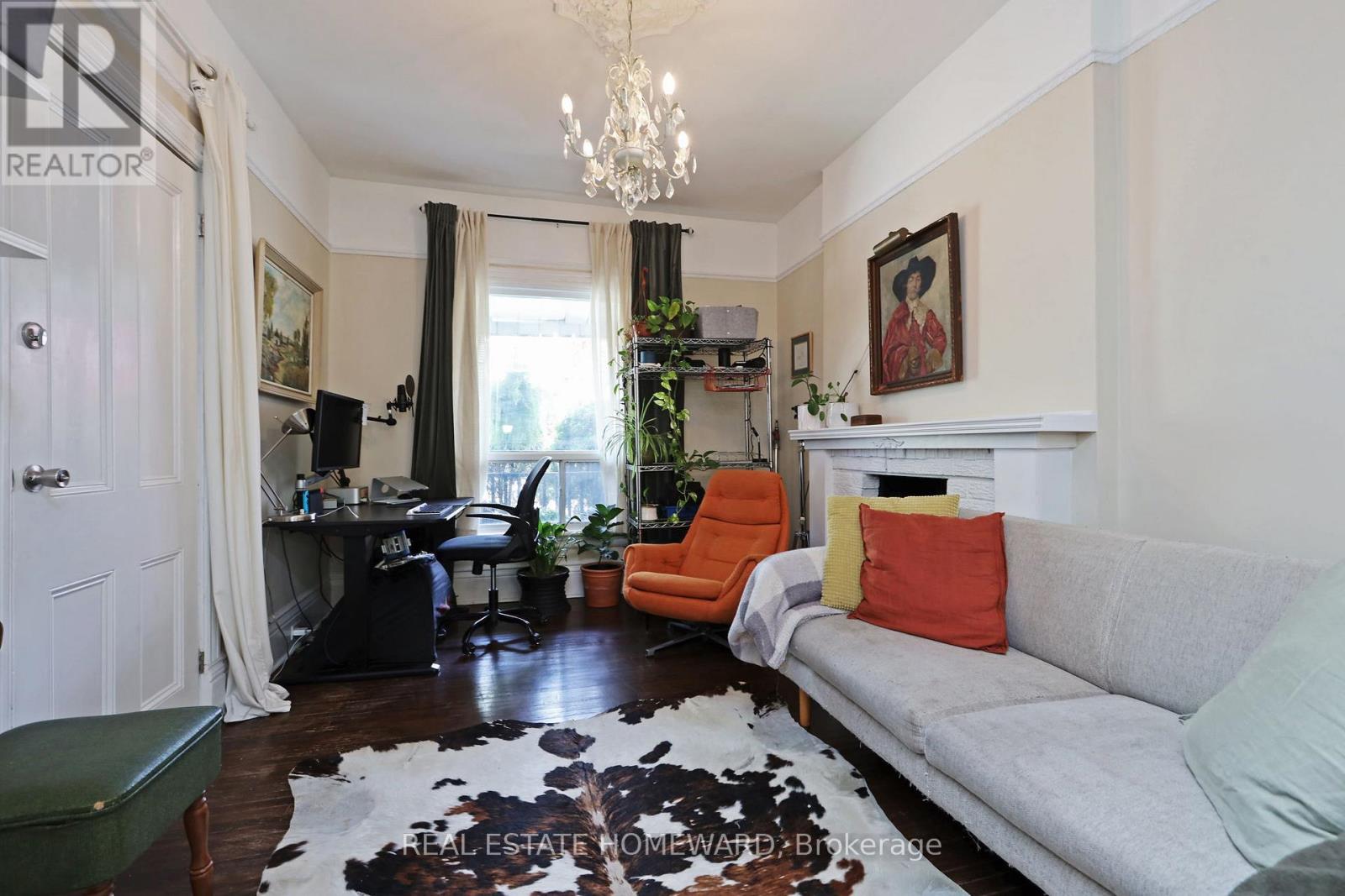 288 Greenwood Avenue, Toronto, Ontario  M4L 2R7 - Photo 22 - E13450234