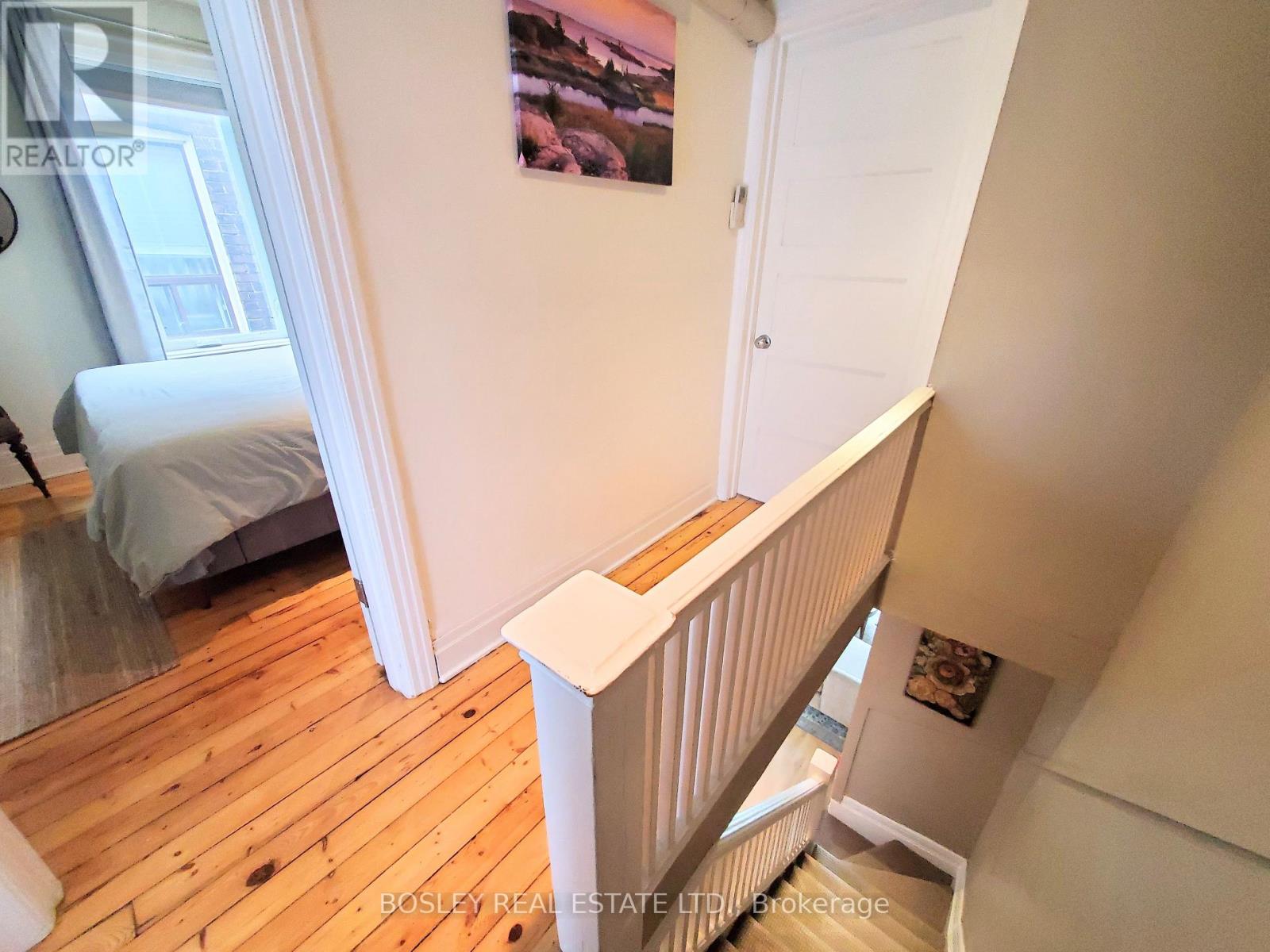 Upper - 597 Carlaw Avenue, Toronto, Ontario  M4K 3K4 - Photo 12 - E13450318