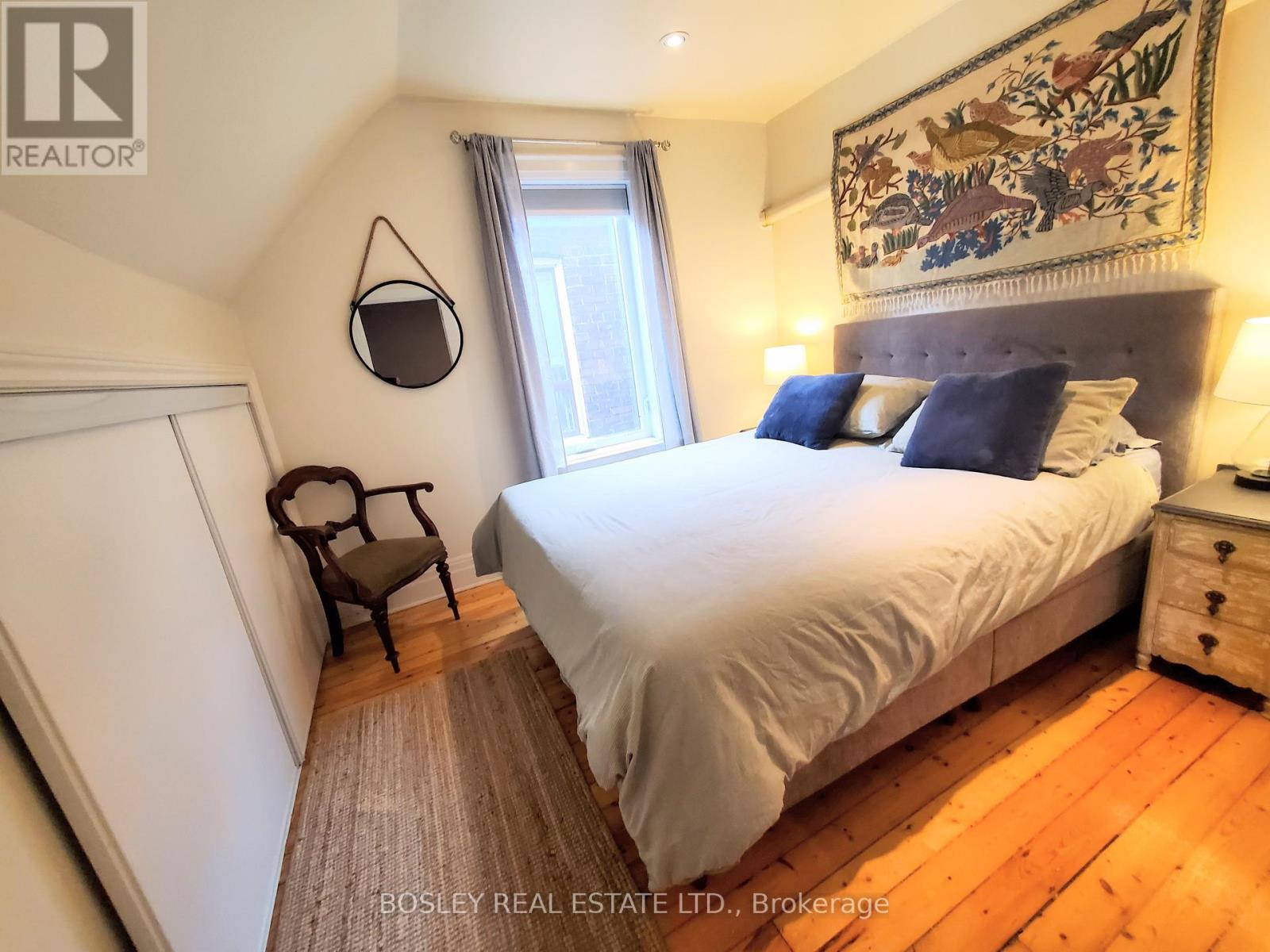 Upper - 597 Carlaw Avenue, Toronto, Ontario  M4K 3K4 - Photo 13 - E13450318