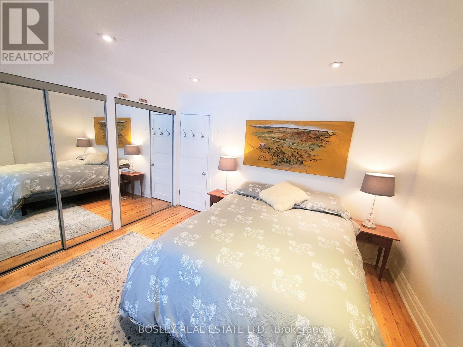 Upper - 597 Carlaw Avenue, Toronto, Ontario  M4K 3K4 - Photo 6 - E13450318