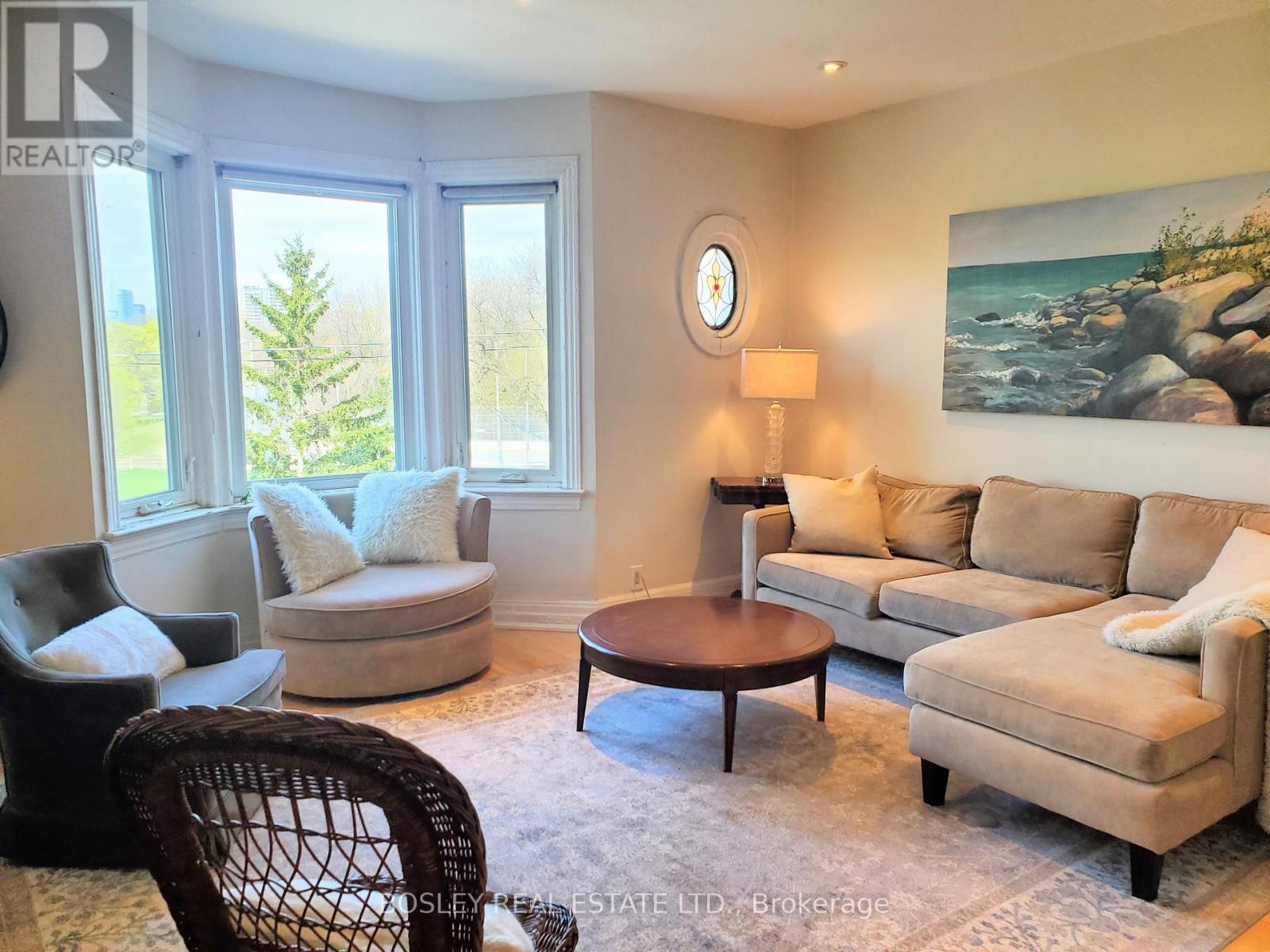 Upper - 597 Carlaw Avenue, Toronto, Ontario  M4K 3K4 - Photo 8 - E13450318