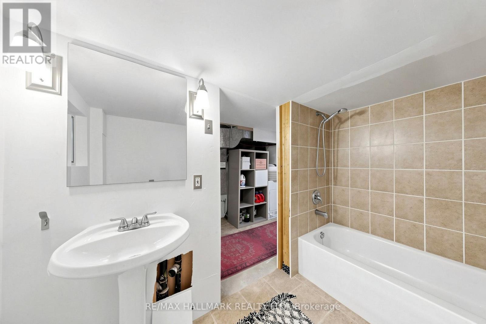 648 Pape Avenue, Toronto, Ontario  M4K 3S3 - Photo 27 - E13450330