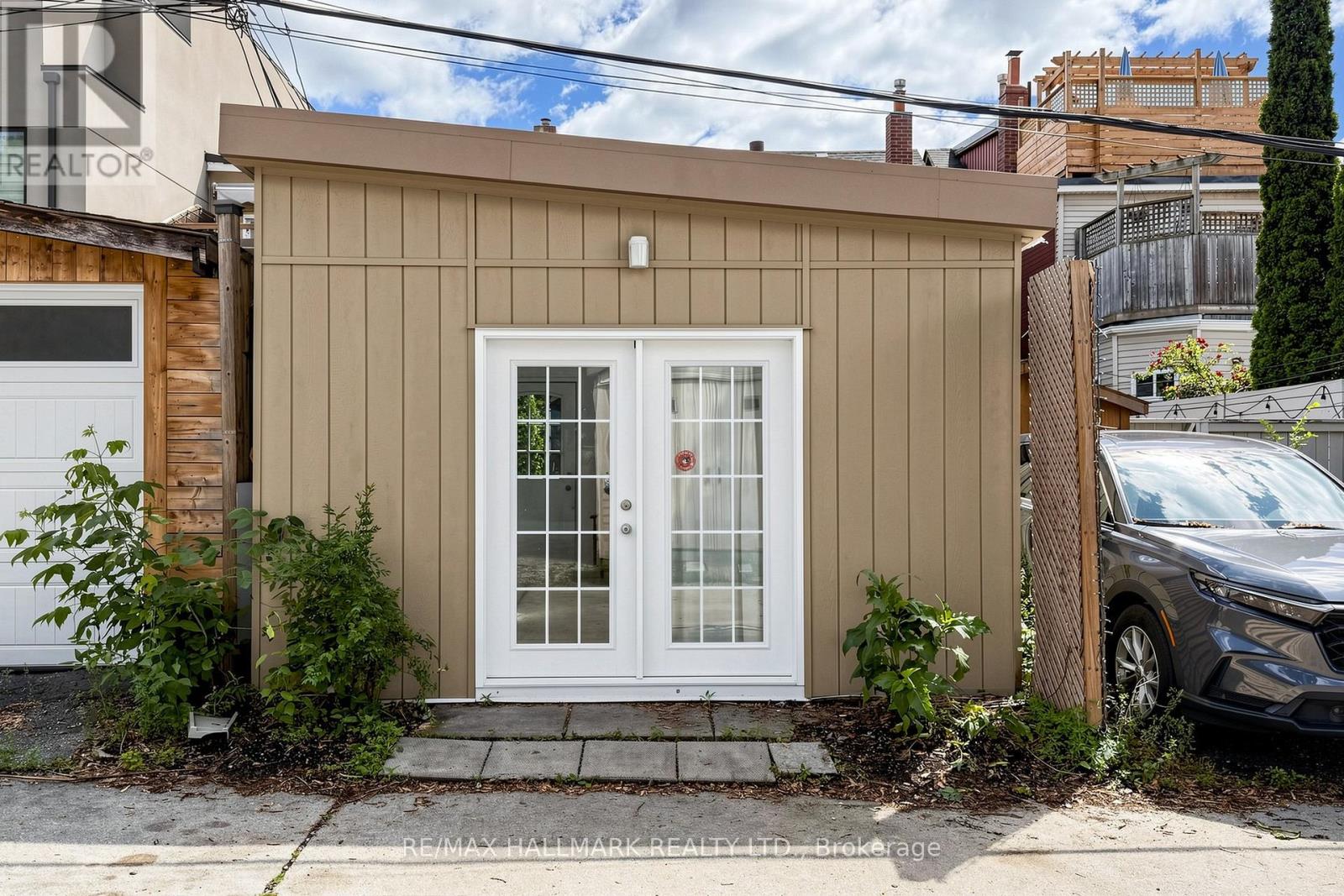 648 Pape Avenue, Toronto, Ontario  M4K 3S3 - Photo 35 - E13450330