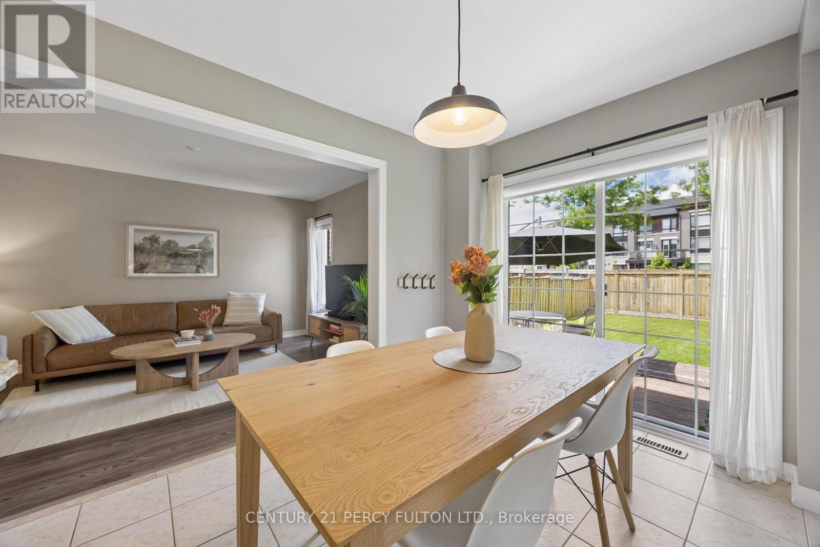 75 Barchester Crescent, Whitby, Ontario  L1M 2L6 - Photo 10 - E13450452
